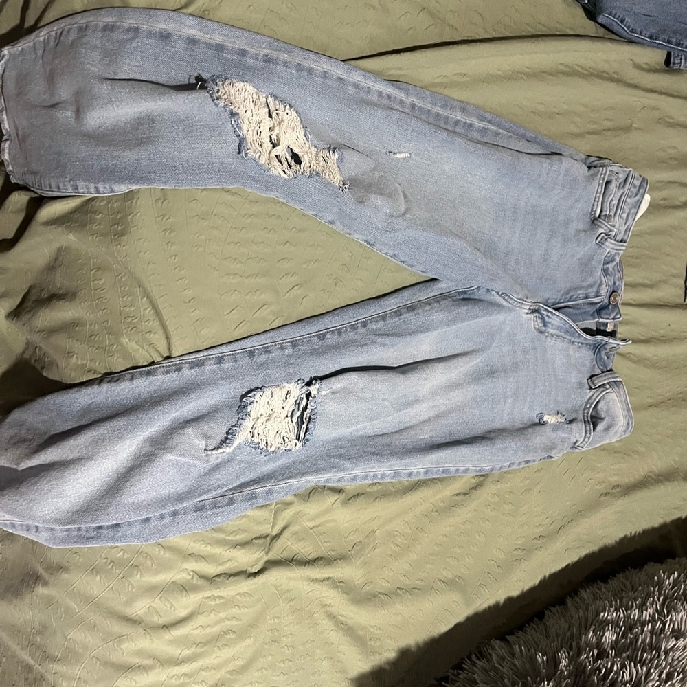 Distressed Light Blue Women's Jeans